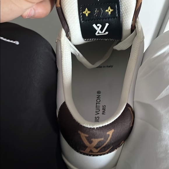 There basically brand new and I own 1000 dollars to my brother - Picture 6 of 9